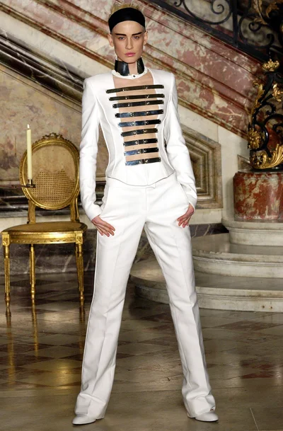 Look 7
